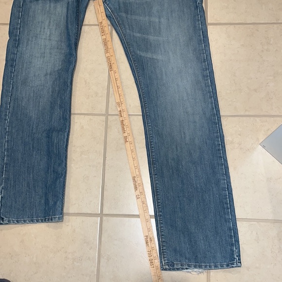 Mens 36 x 34 Signature Levi slim straight leg unique light blue jeans - Picture 4 of 13